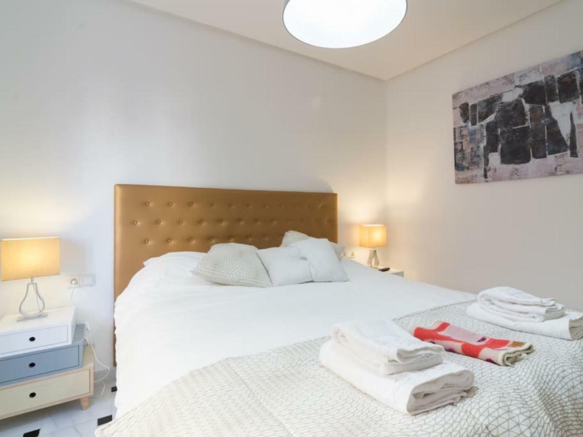 Apartamentos Bolsa Larios Malaga Luaran gambar