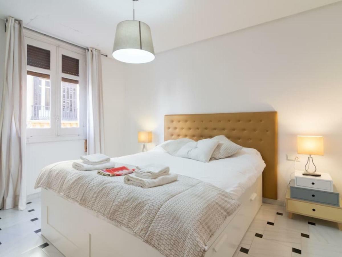 Apartamentos Bolsa Larios Malaga Luaran gambar