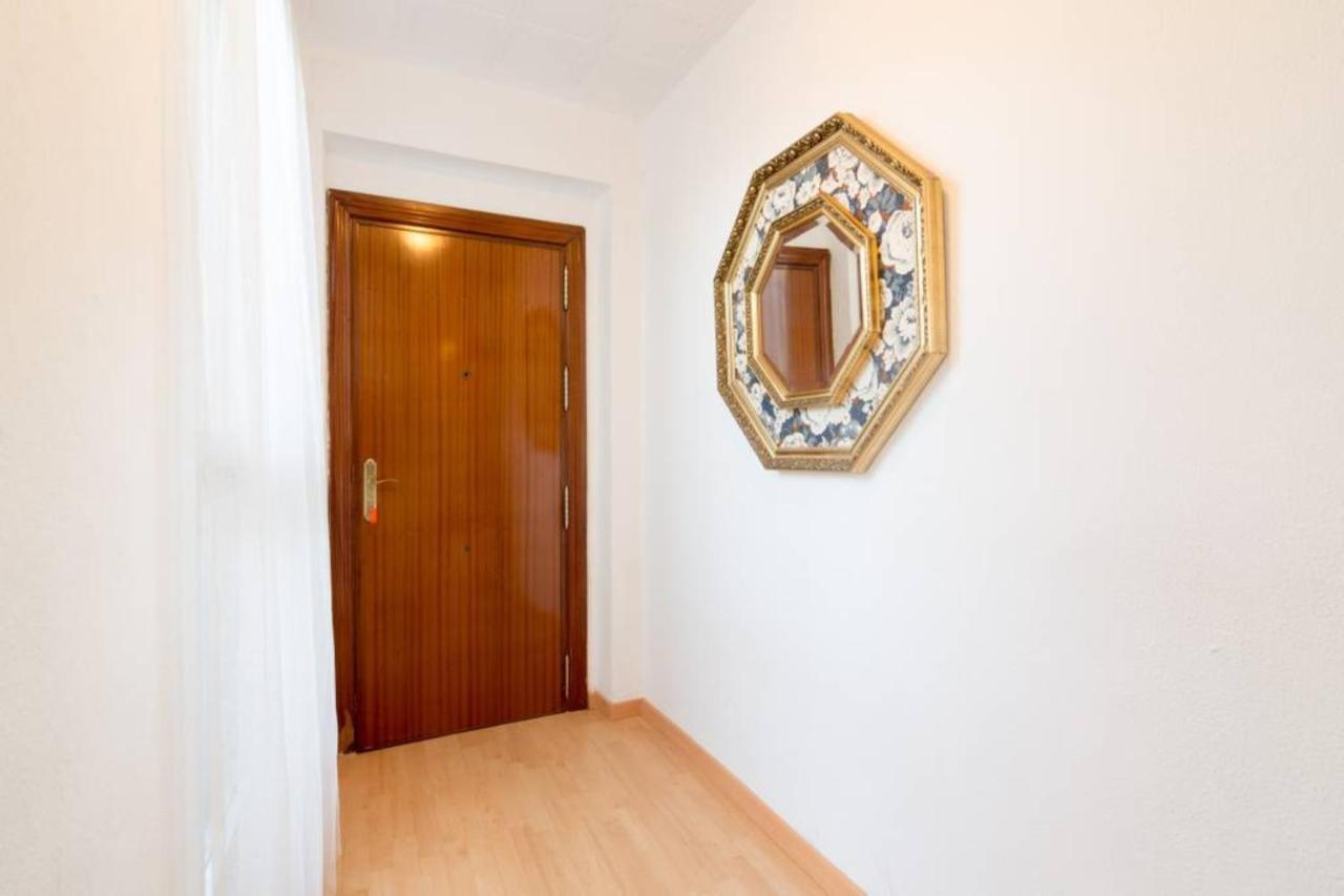 Apartamentos Bolsa Larios Malaga Luaran gambar