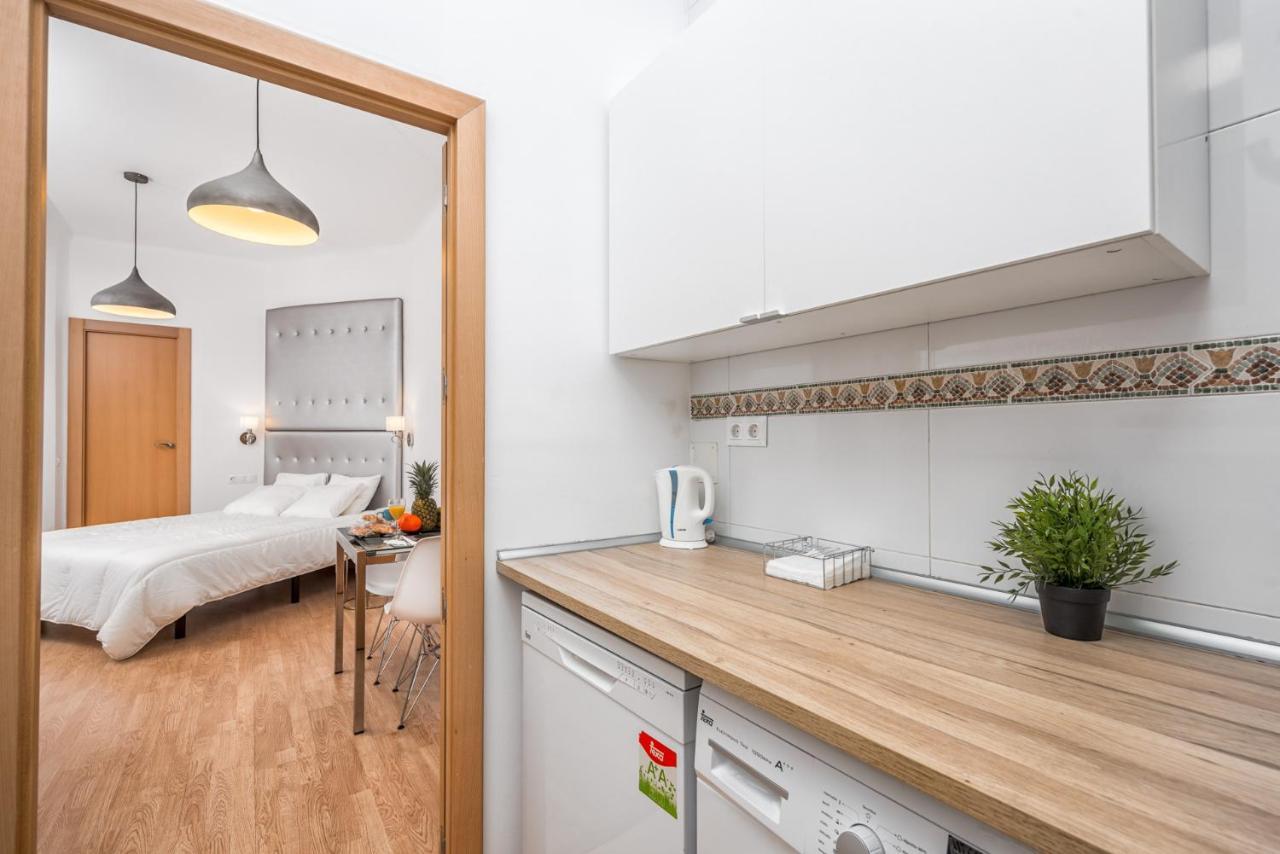 Apartamentos Bolsa Larios Malaga Luaran gambar
