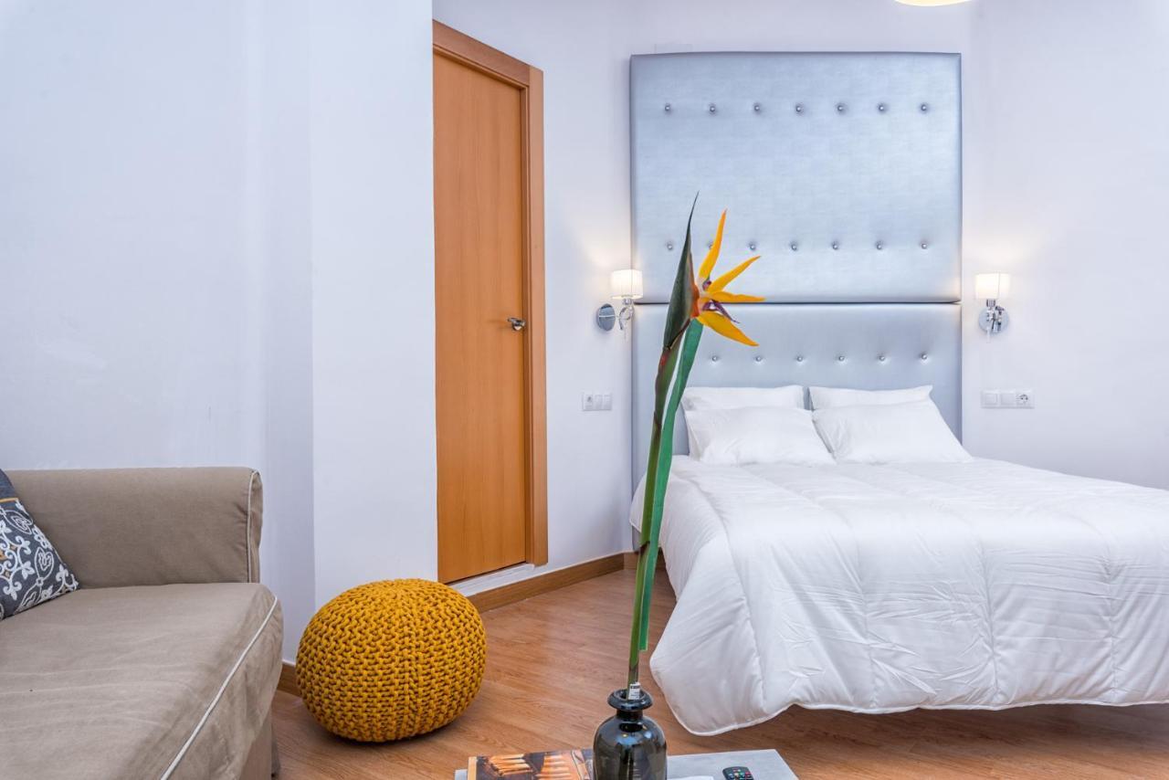 Apartamentos Bolsa Larios Malaga Luaran gambar