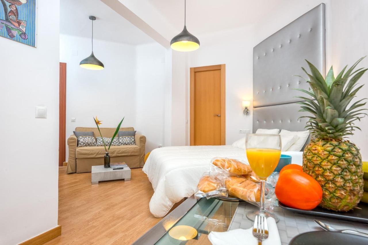 Apartamentos Bolsa Larios Malaga Luaran gambar