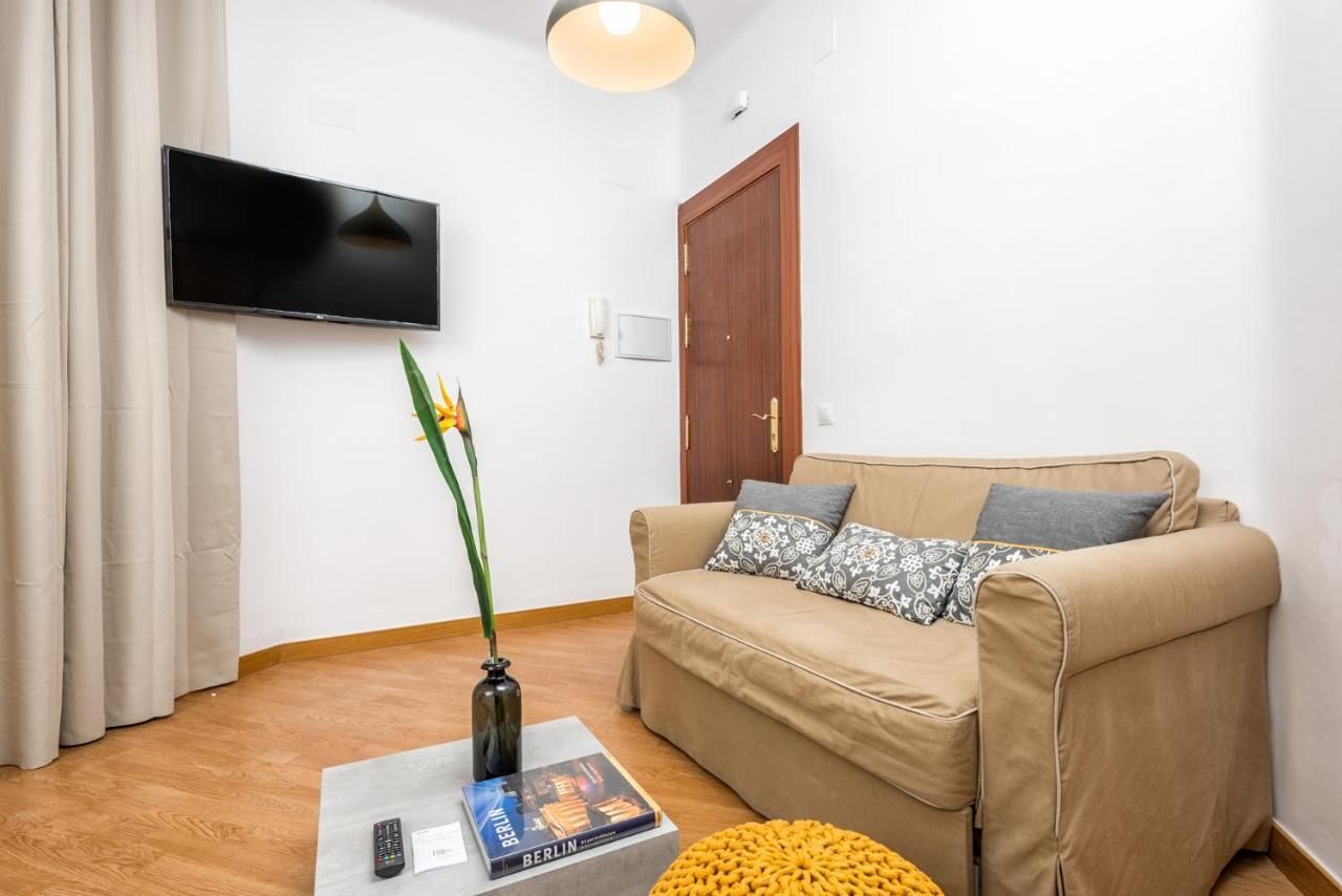 Apartamentos Bolsa Larios Malaga Luaran gambar